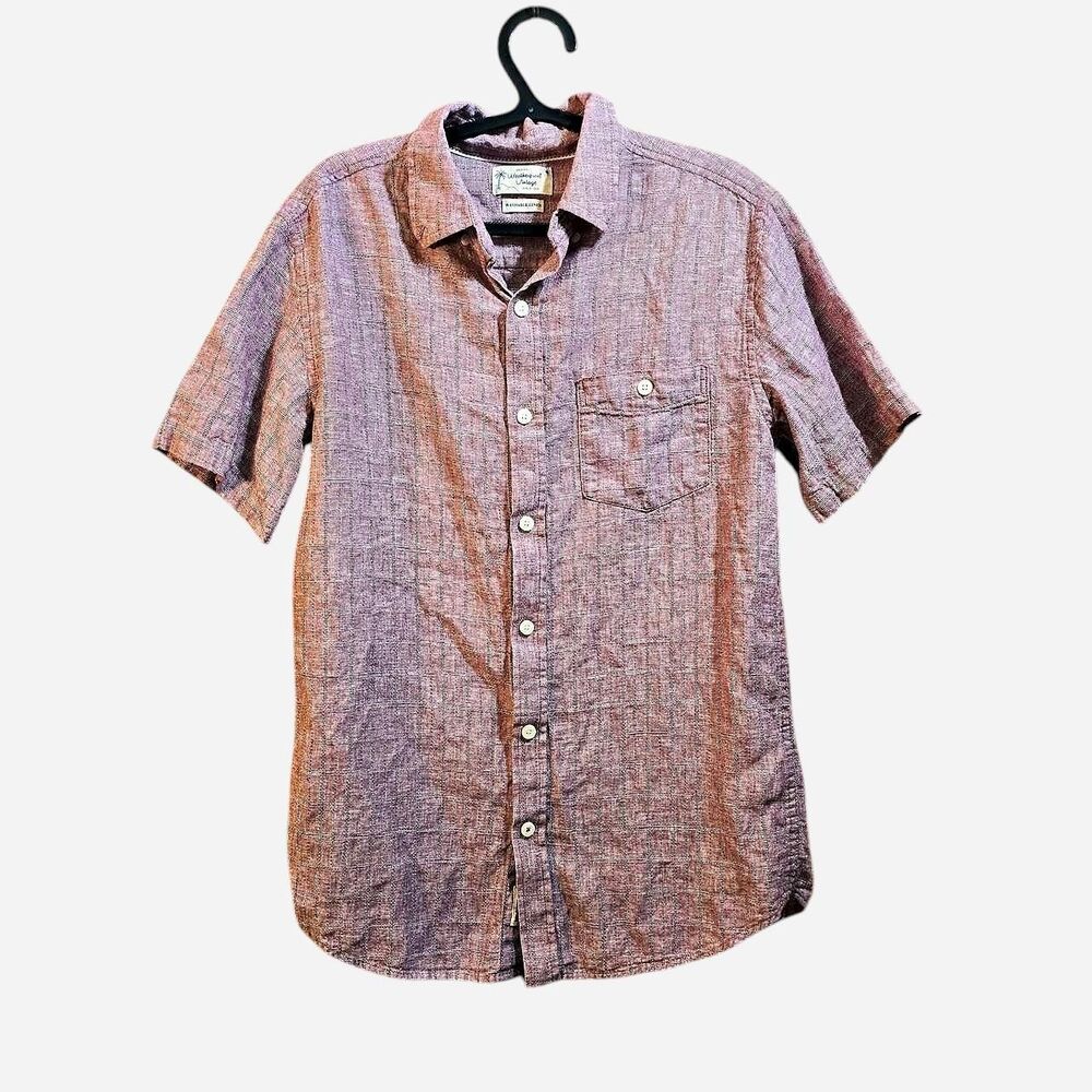 Weatherproof Vintage Men's Burgundy Button Up Shirt Small